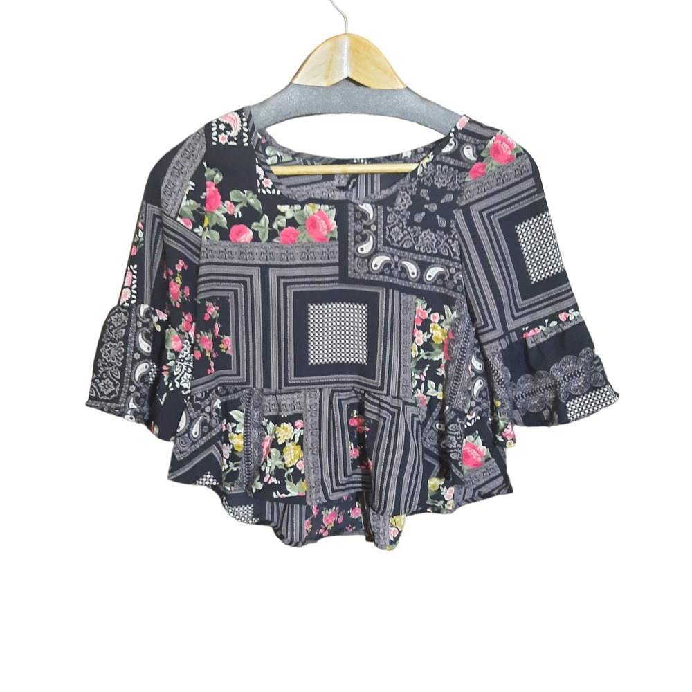 Runway Story Womens Black Pink Floral Bell Sleeve Patchwork Crop Top Size SP
